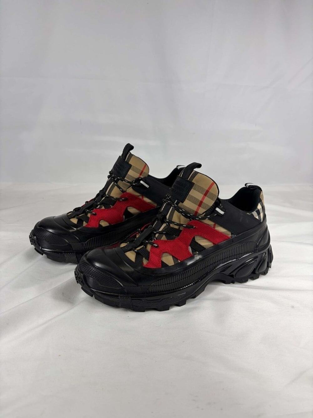 Burberry Arthur Sneakers Vintage Check Chunky Sneakers SZ 9 SPB JA-361954